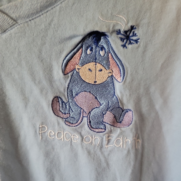 Disney eyore Peace On Earth shirt. L - Picture 5 of 5